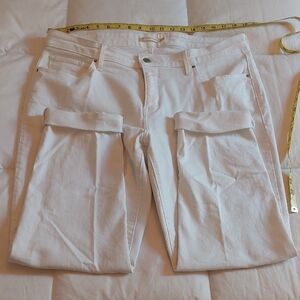 Levis 311 Shaping Skinny White Jeans